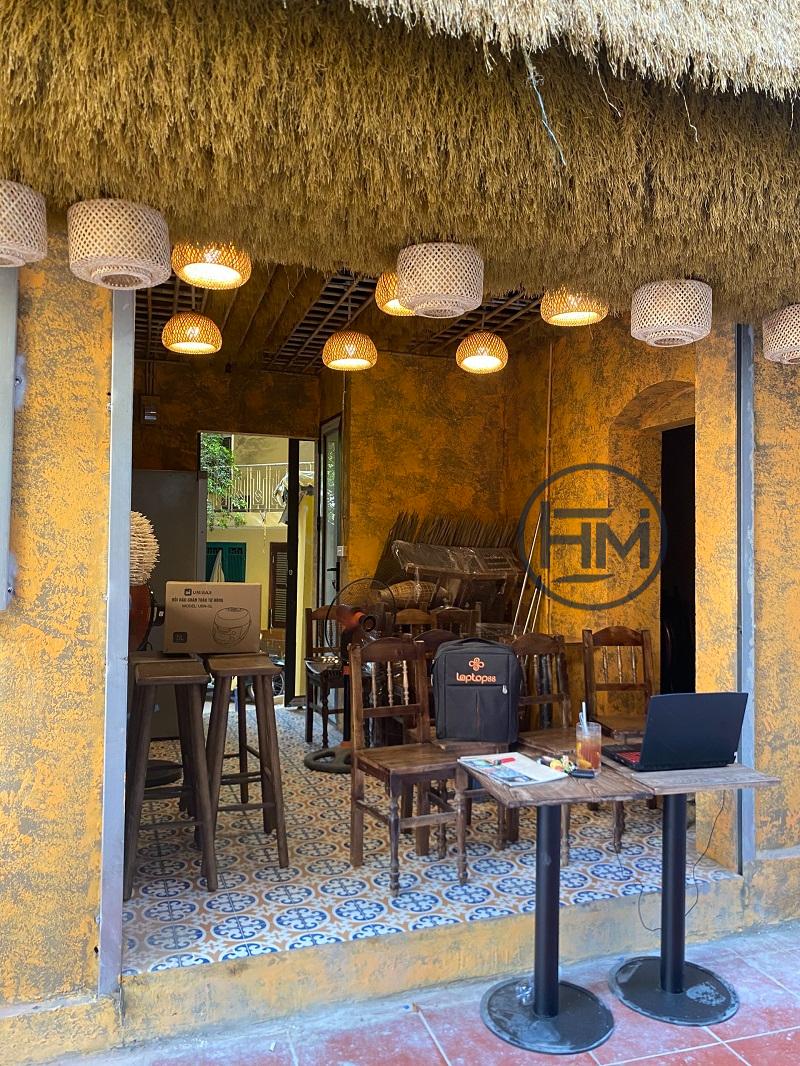 QUÁN CAFE MANG ĐẬM NÉT TRUYỀN THỐNG TỪ CHẤT LIỆU RƠM NHÂN TẠO