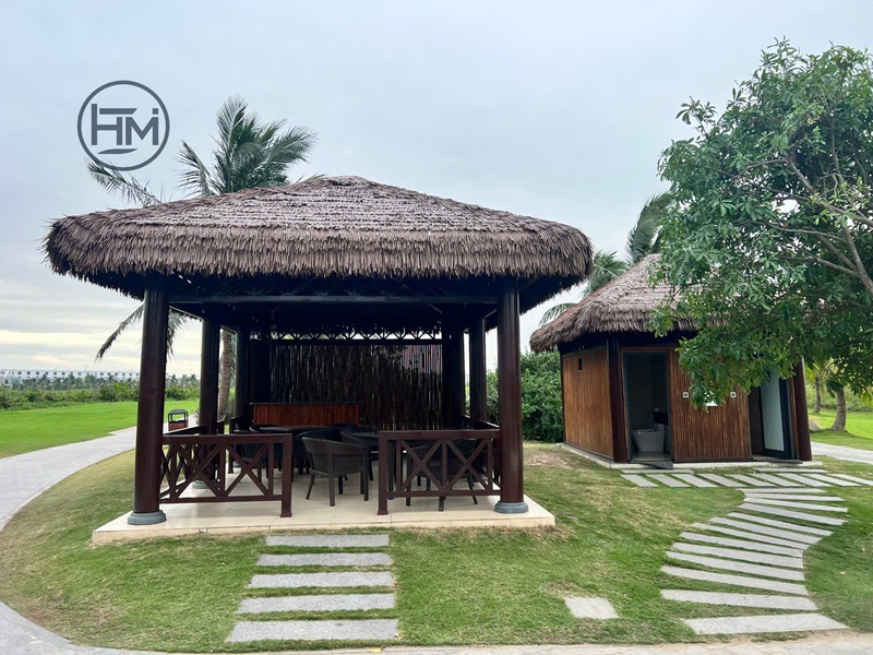 Dự Án Nhà Hàng Tại Hải Phòng Sử Dụng Mái Lá Nhân Tạo Mã HM02